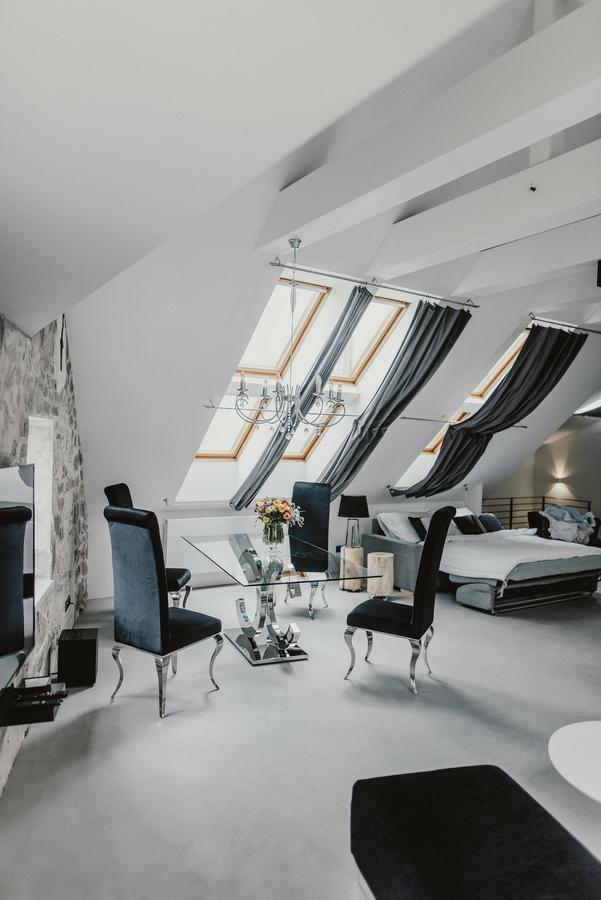 Coco Chanel Boutique Apartment By Goodnite Cz Брно Экстерьер фото